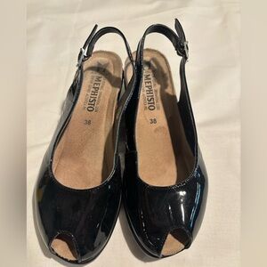 Mephisto Glossy Black Peep-Toe Slingbacks size 38